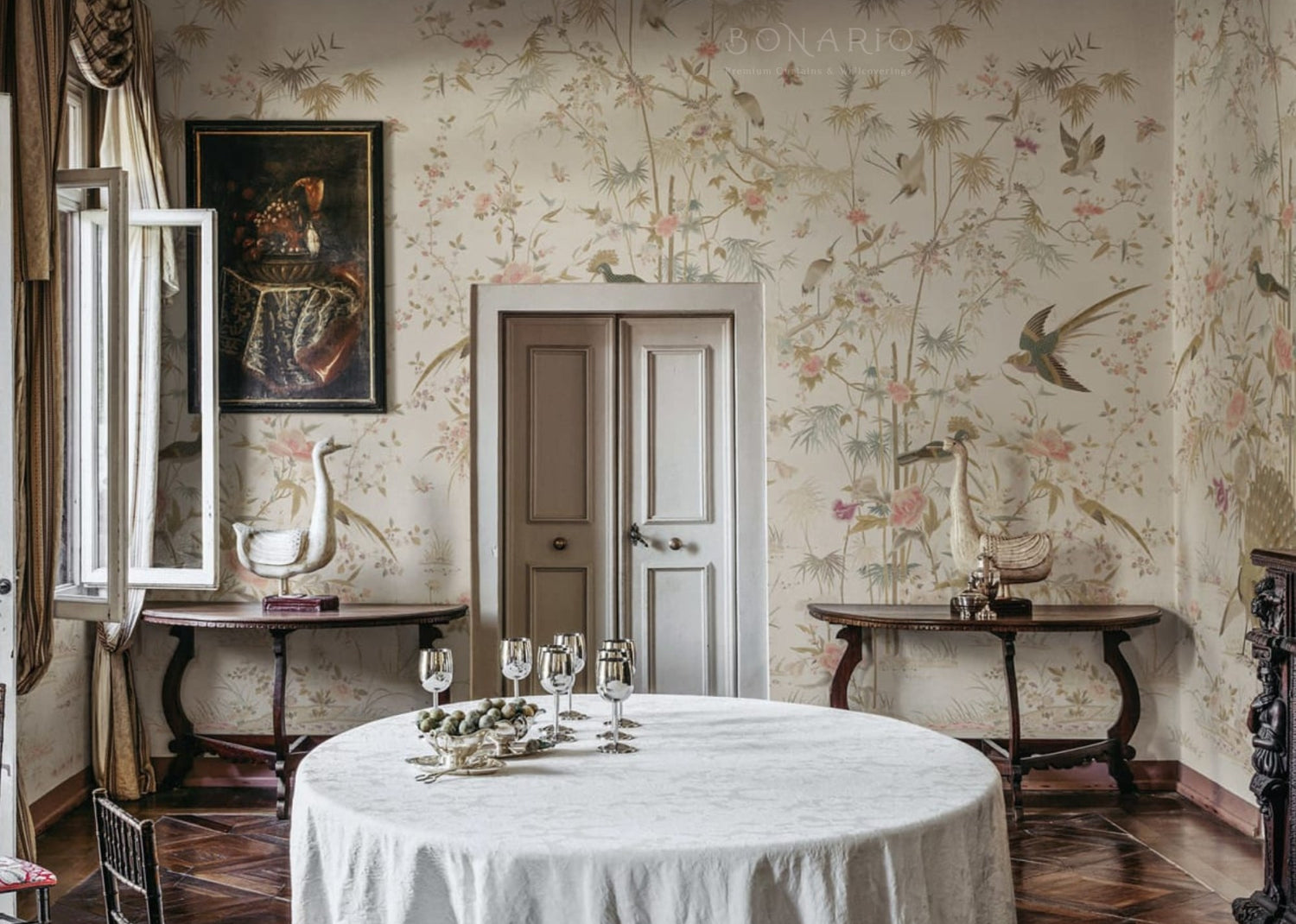 SANDBERG WALLCOVERINGS | KHÔNG GIAN ĐẬM CHẤT Á ĐÔNG CỔ ĐIỂN