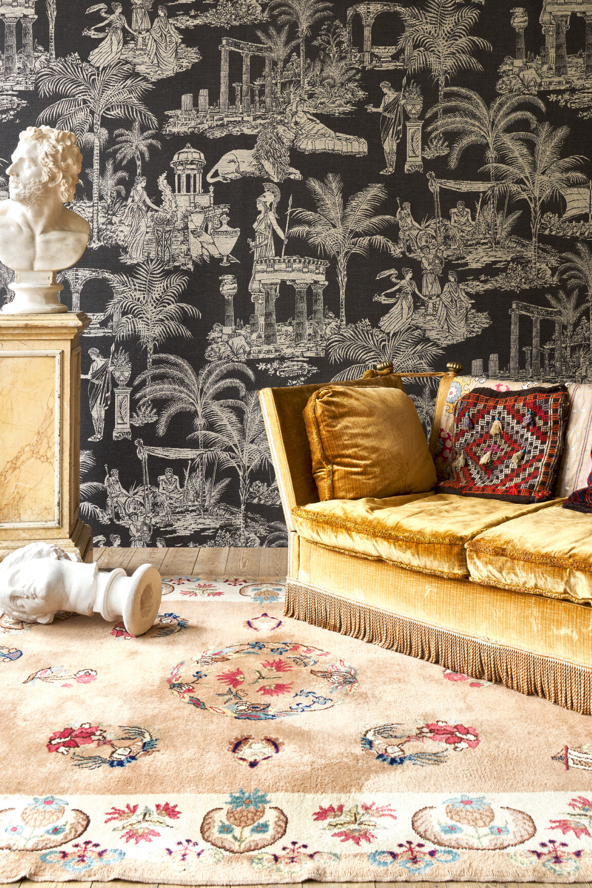 DécorsPanoramiques_MythologieGrecque_97620_1_Roomshot_Web_LR-medium-two-thirds