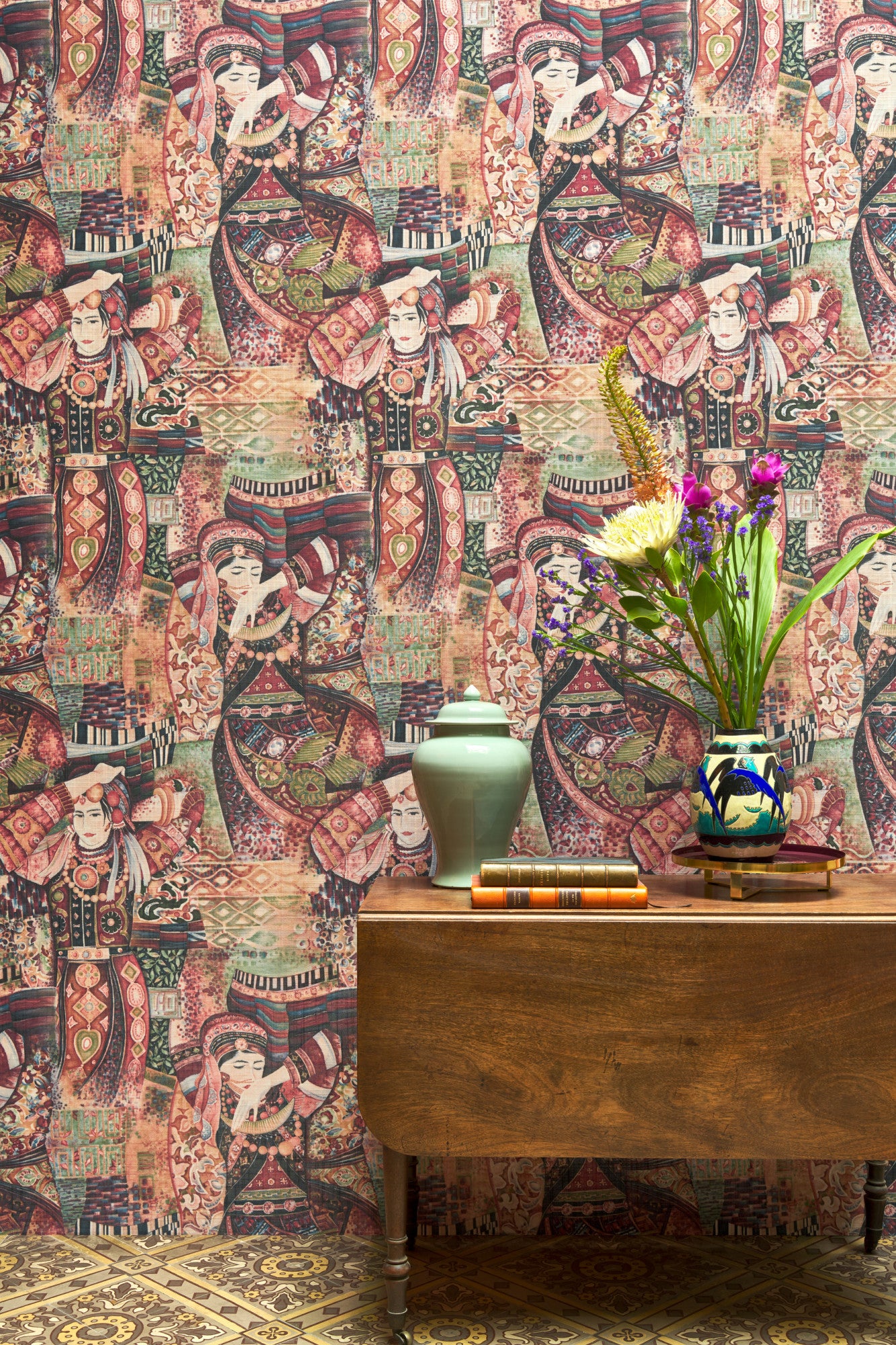 DécorsPanoramiques_OdishaDance_97641_Roomshot_Web_LR-fullscreen