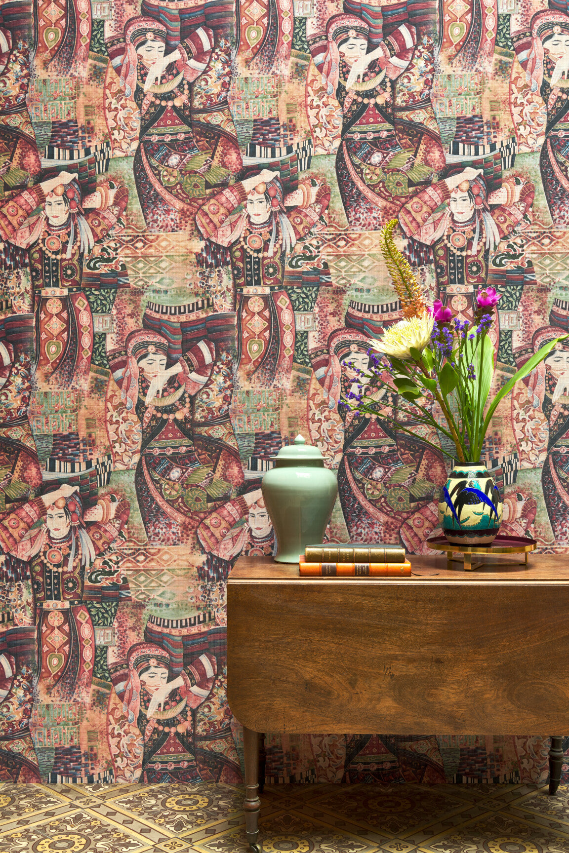 DécorsPanoramiques_OdishaDance_97641_Roomshot_Web_LR-medium-two-thirds