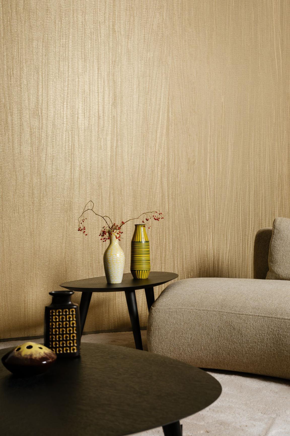Embleme_Pristine_23525A_Roomshot_Web_LR-medium-two-thirds
