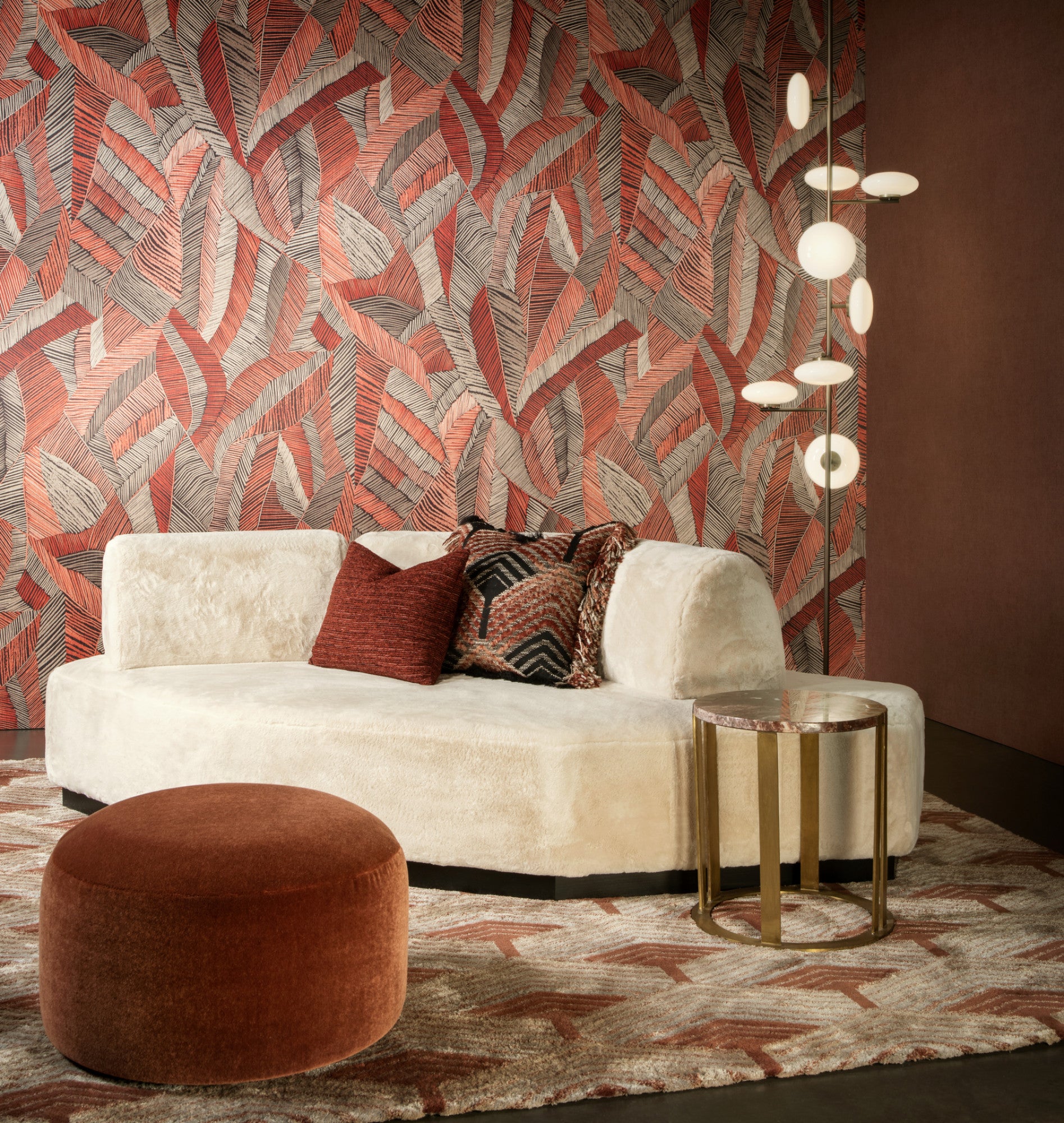 Essentials-|-Les-Tricots_Chintz_73101_Roomshot_Web_LR-fullscreen