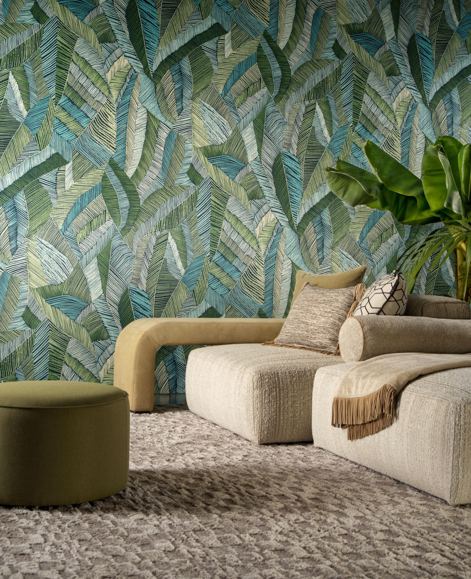 Essentials-|-Les-Tricots_Chintz_73103_Roomshot_Web_LR-fullscreen