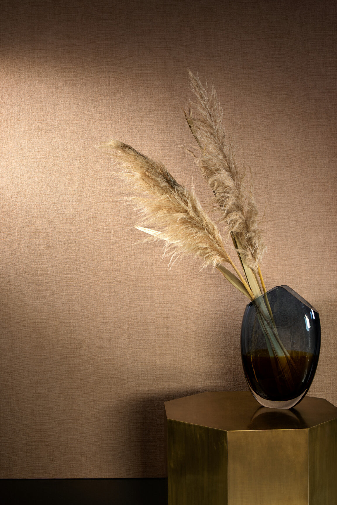 EssentialsPalette_Tulle_73090B_Roomshot_Web_LR-medium-two-thirds