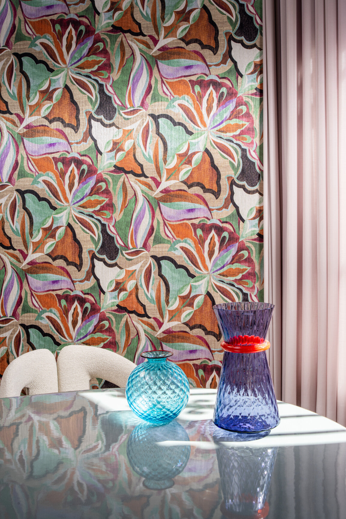 EssentialsTangram_Myriad_24100_2_Roomshot_Web_LR-medium-two-thirds