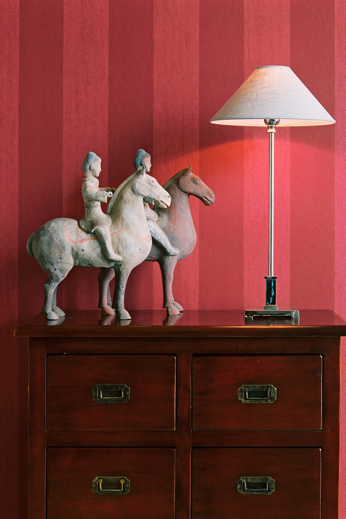 Flamant-TheWallpaperCollection_Stripe_40045-medium-two-thirds