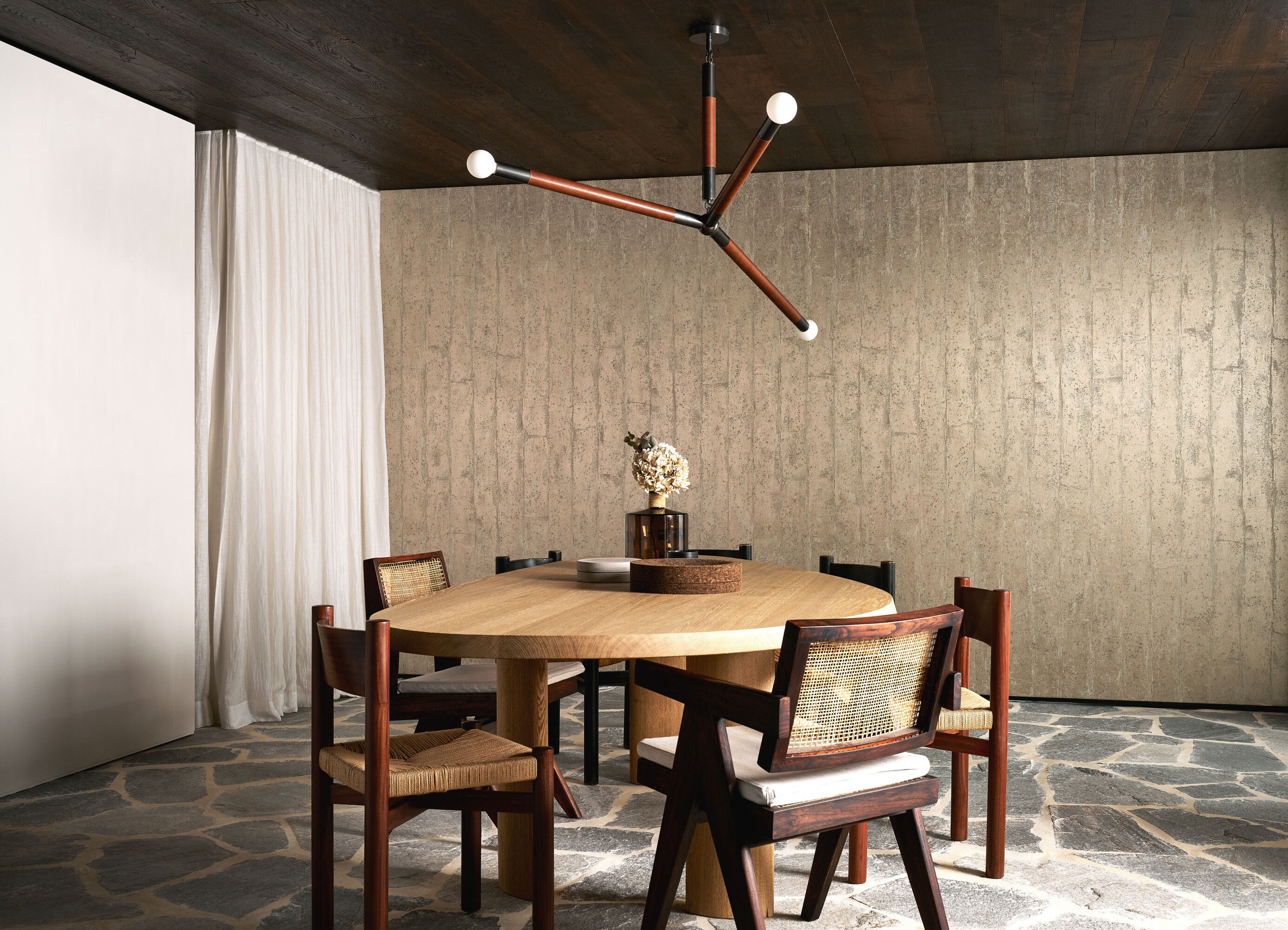 MetalXPatina_Alepine_60130_Roomshot_Web_HR-fullscreen
