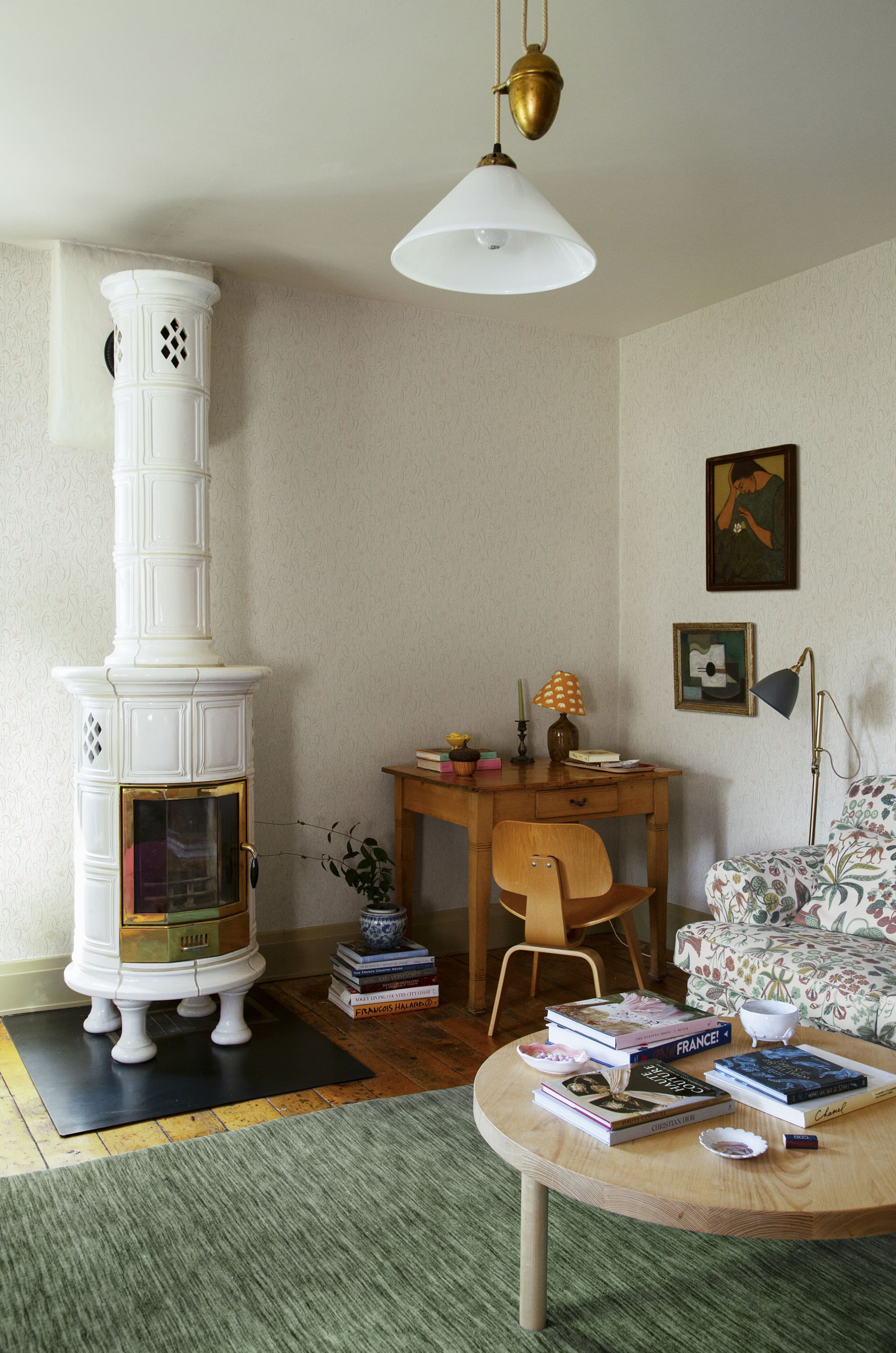 S10157 interior2