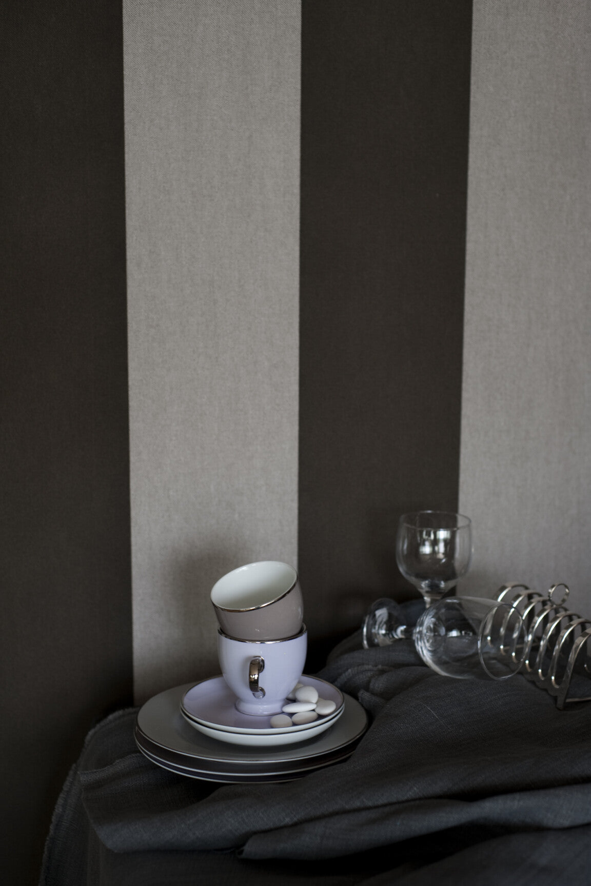 VELVET-1-medium-two-thirds