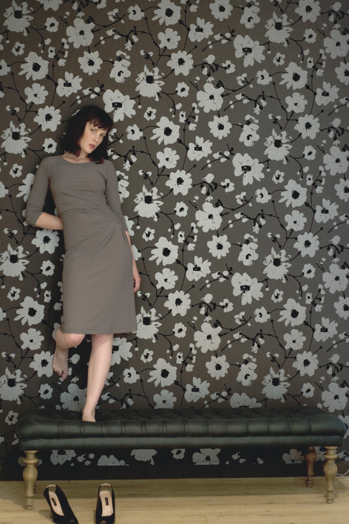 VELVET-28-medium-two-thirds