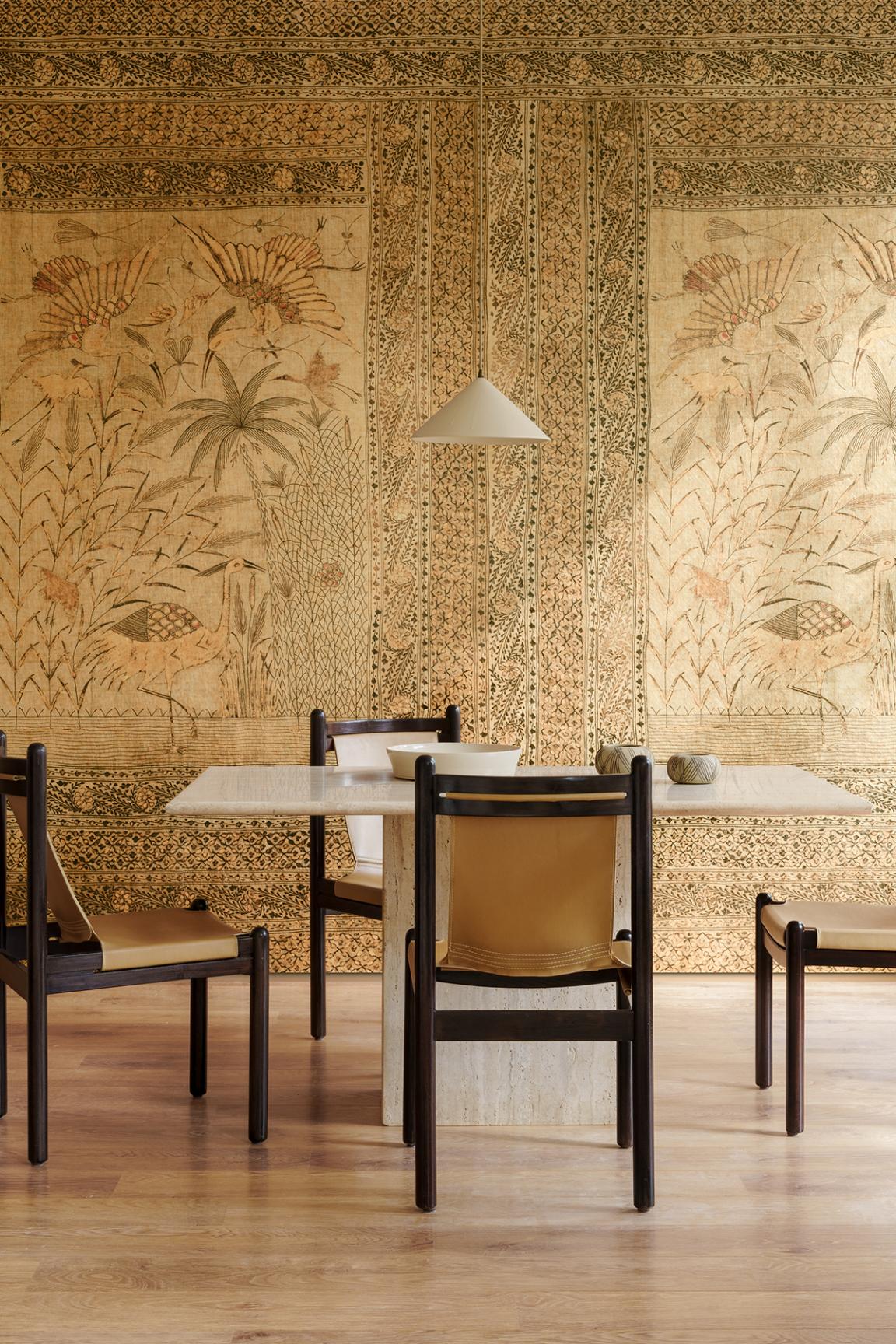 EssentialsKaolin_Passeggio_30371_Roomshot_Web_HR-kopie-medium-two-thirds