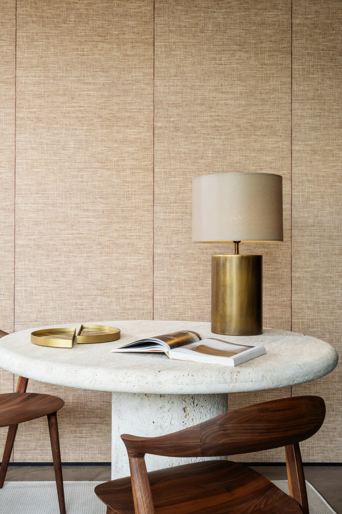 EssentialsLesNaturels_LeRaphiaTisse_26748_Roomshot_Web_LR-medium-two-thirds