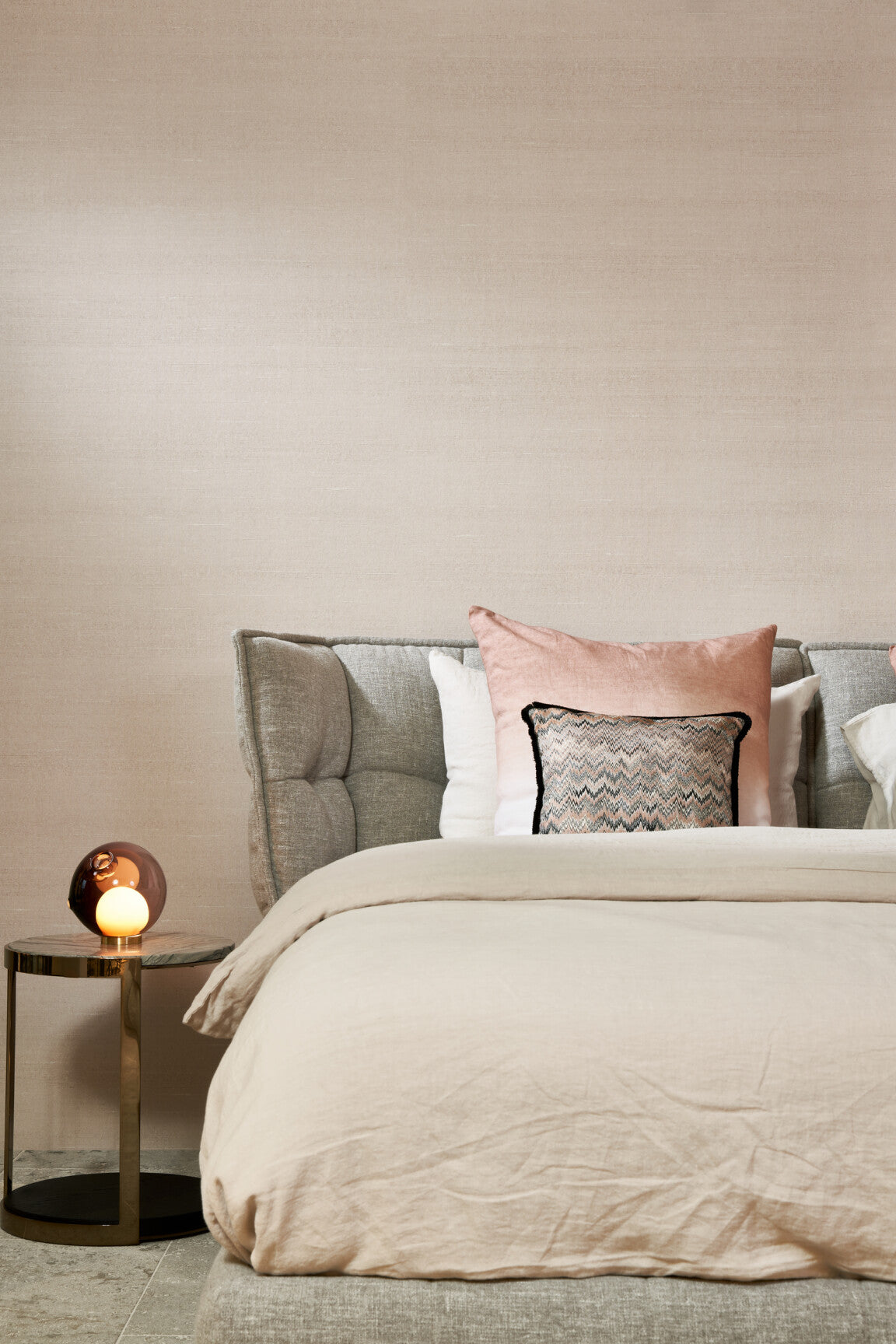 Icons_Latus_50512A_Roomshot_Web_LR-medium-two-thirds