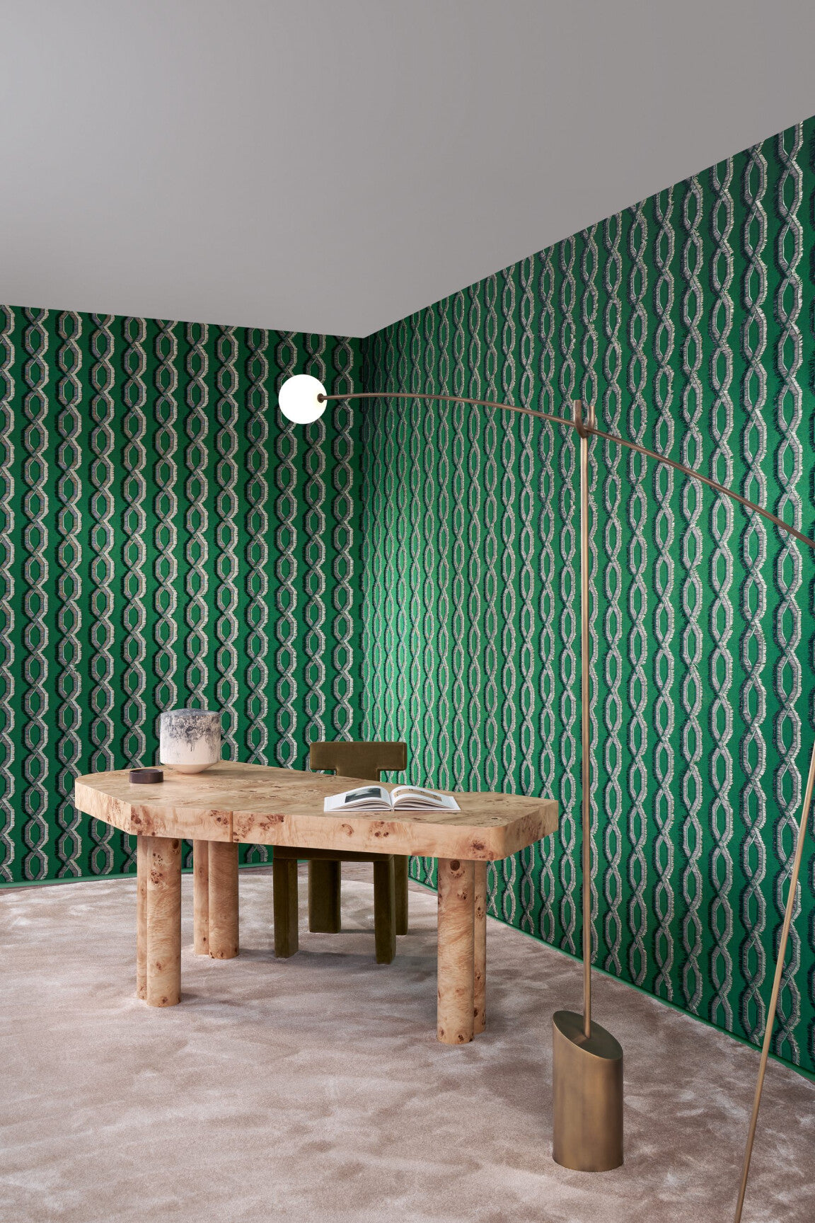 LeCouturier_Franges_58520_Roomshot_Web_LR-medium-two-thirds