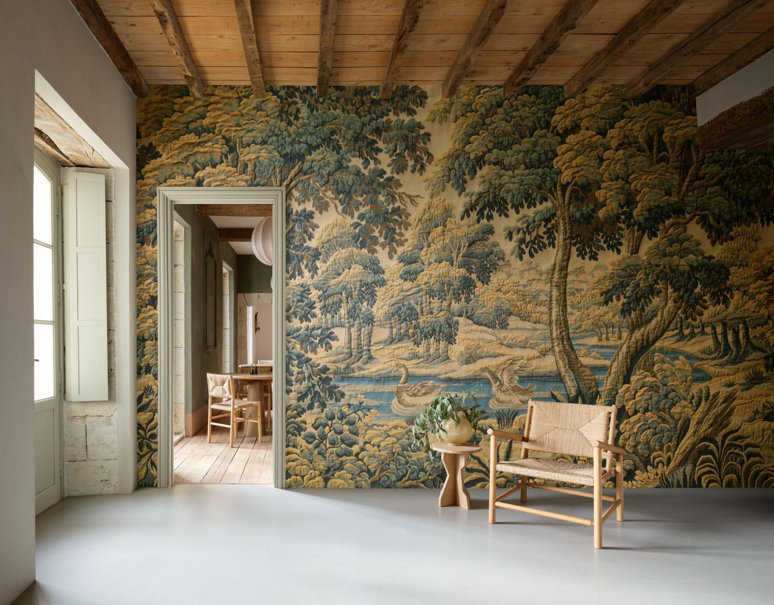 LesTapisseries_Bucolique_97850_Roomshot_Web_LR-fullscreen