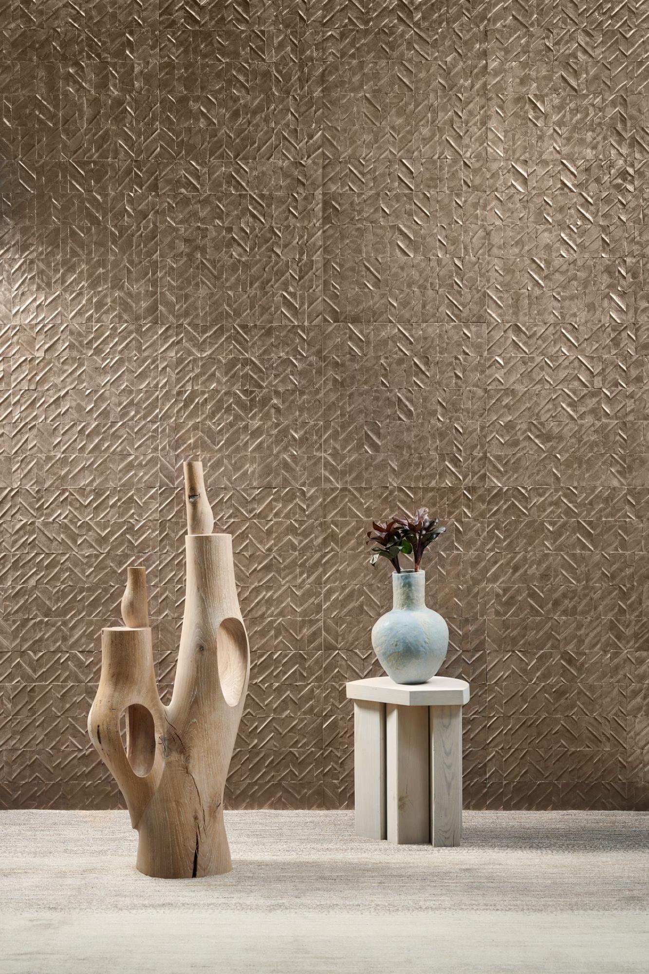 Luster_Perula_70302_Roomshot_Web_LR-fullscreen