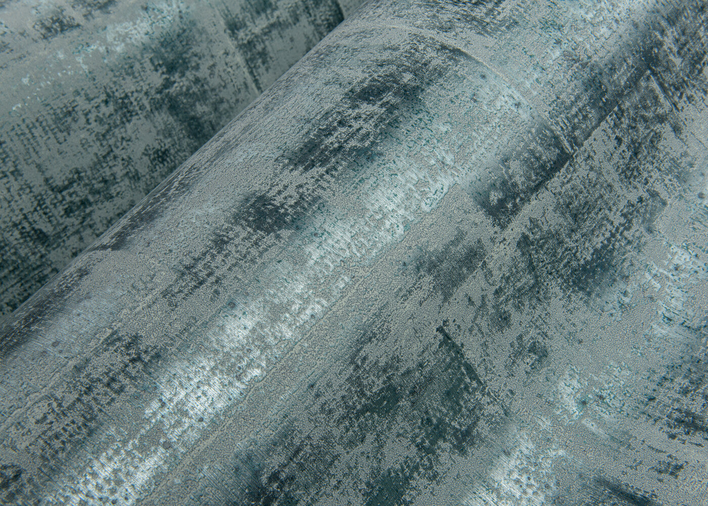 MetalXPatina_Quilt_60141_03_Mood_Web_LR-hero