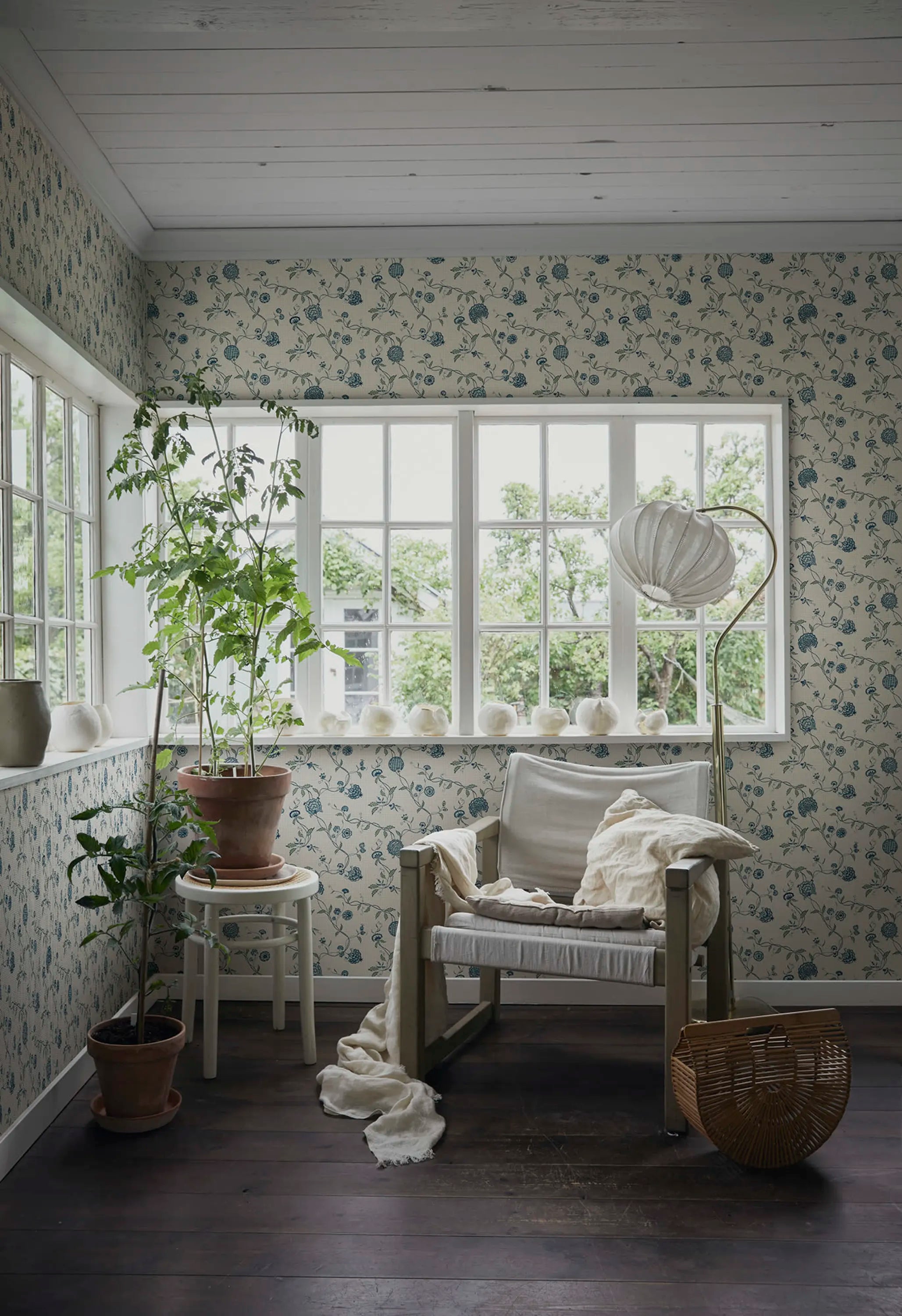 S10264 interior2